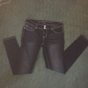 Vanity Jeans. Size 29. Skinny jeans.